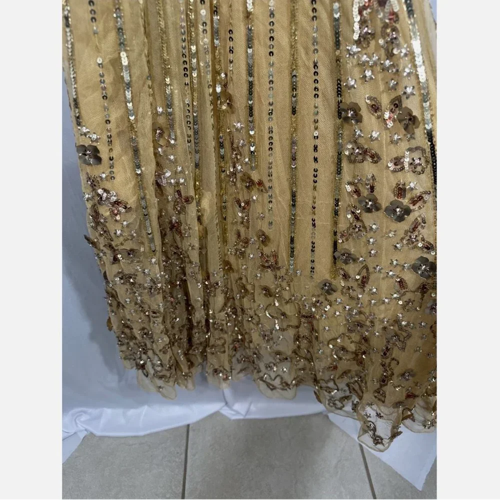 NWT $798 Mac Duggal [ 8 ] Sequin & Floral‎ Embellished Evening Gown Gold